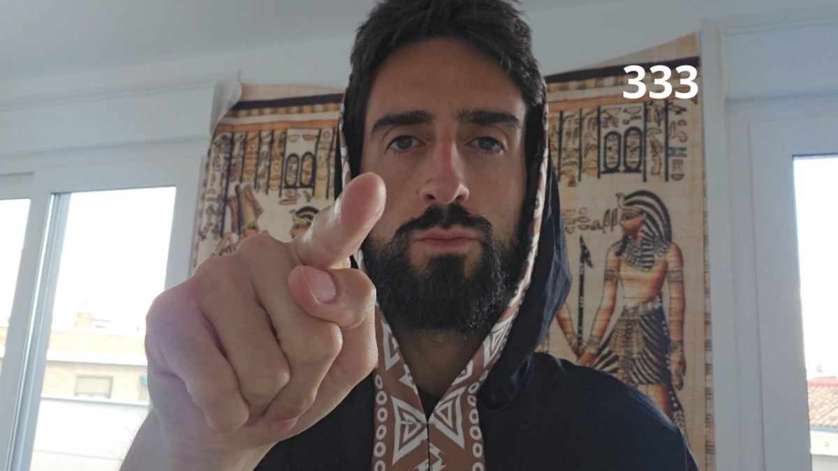 Sesión de Reiki Egipcio y envío de Reiki a distancia para conexión espiritual, señales del universo y energía positiva.